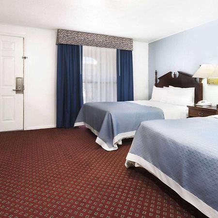 Travelodge By Wyndham Las Vegas Nm Zewnętrze zdjęcie